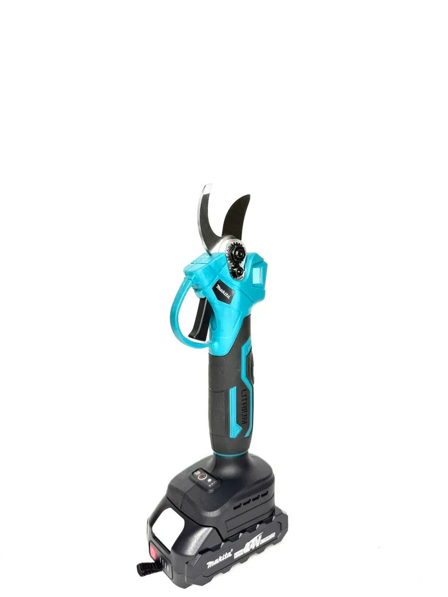 Makita aku makaze sa dvije baterije