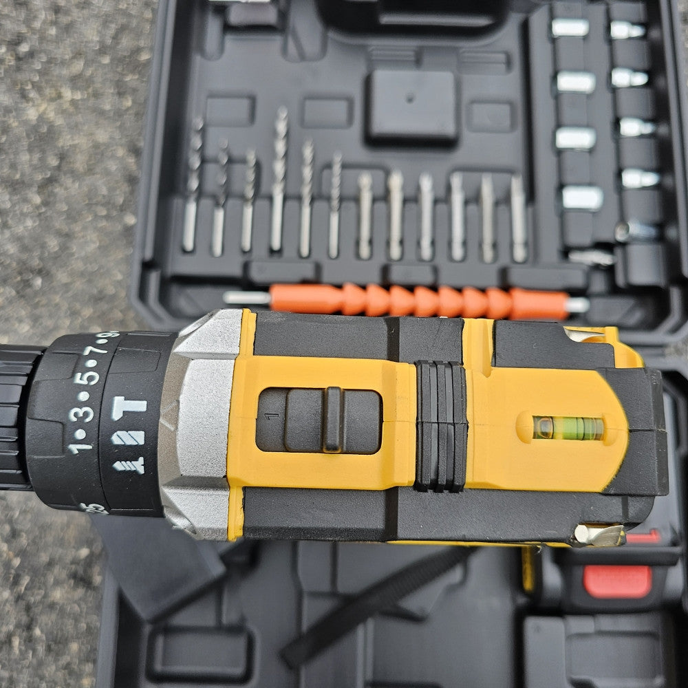 Aku udarna bušilica DeWALT sa nastavcima RASPRODAJA