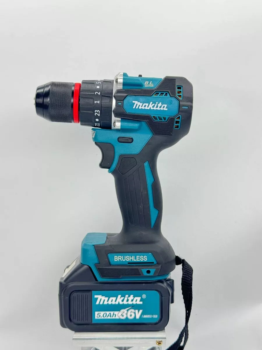 Makita aku set 2u1 brusilica + udarna bušilica sa metalnom glavom