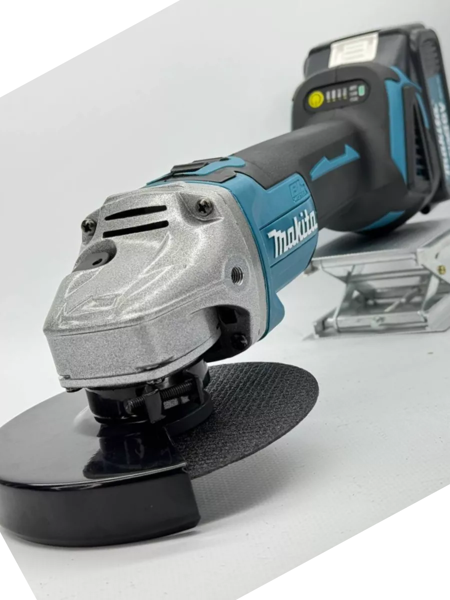 Makita aku set 2u1 brusilica + udarna bušilica sa metalnom glavom