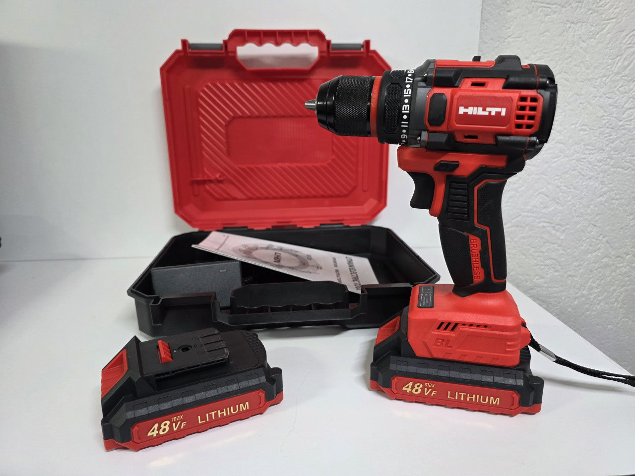 Aku udarna bušilica sa metalnom glavom HILTI